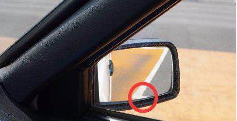 科目二倒车入库过程中压线扣分吗,科目二倒车入库反光镜压线合格吗