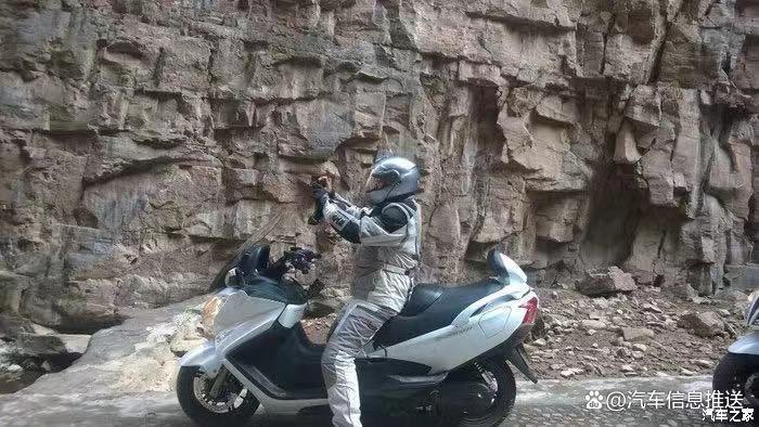 骑行必备的10件装备,新手入门要买什么骑行装备