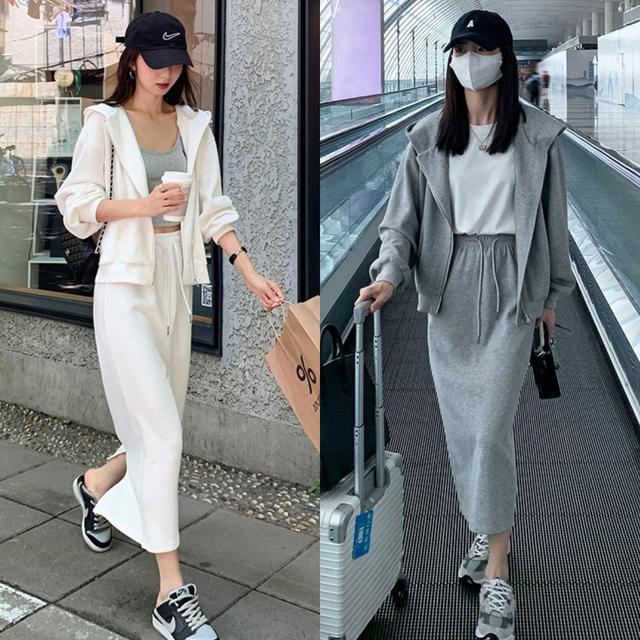 今年流行卫衣半裙时髦减龄有气质,大码卫衣搭半身裙宽松慵懒风