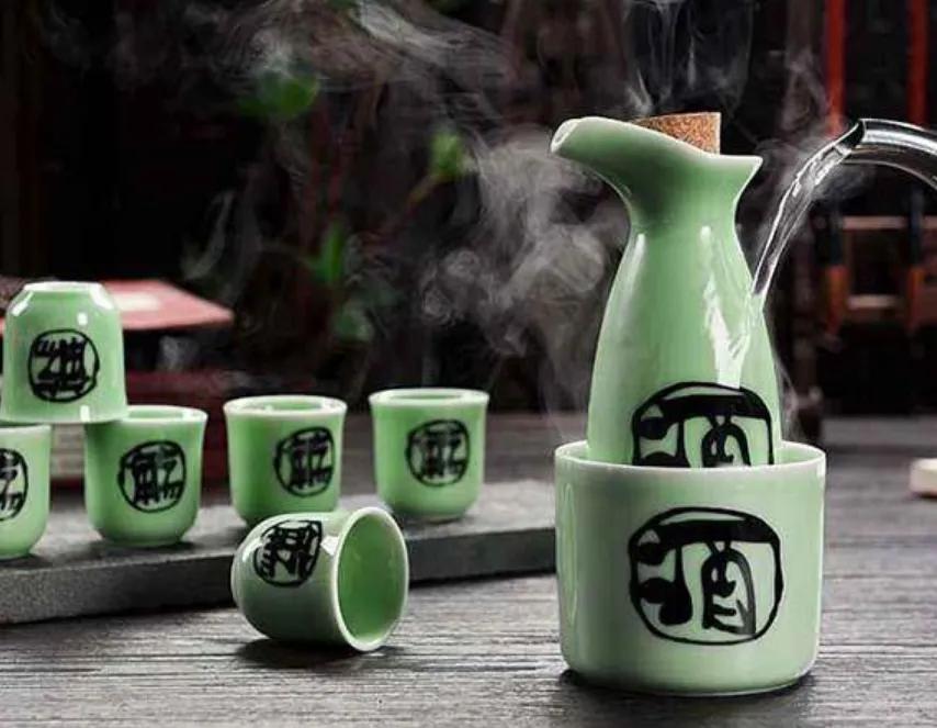 茅台和老村长有什么区别,老茅台和老村长的区别