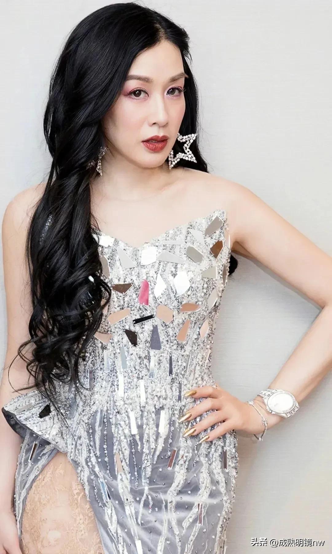 钟丽缇年轻惊艳美照图片混剪,钟丽缇大方迷人图片