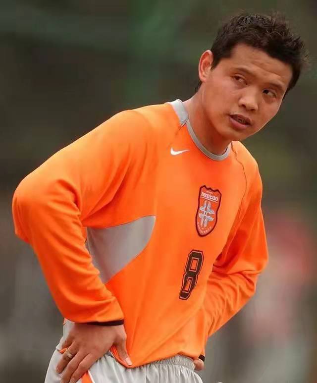 让人扼腕叹息的中国马拉多纳，健力宝球员系列之折翼的天鹅张效瑞