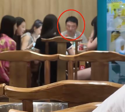 王思聪一晚消费24万的夜店,王思聪酒吧消费200w