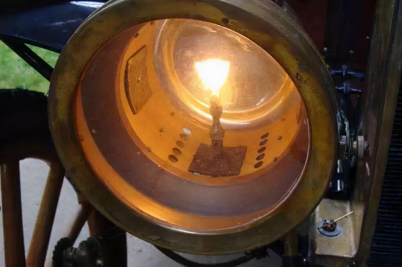 dlp智慧投影大灯,dlp汞灯和dlp单色激光