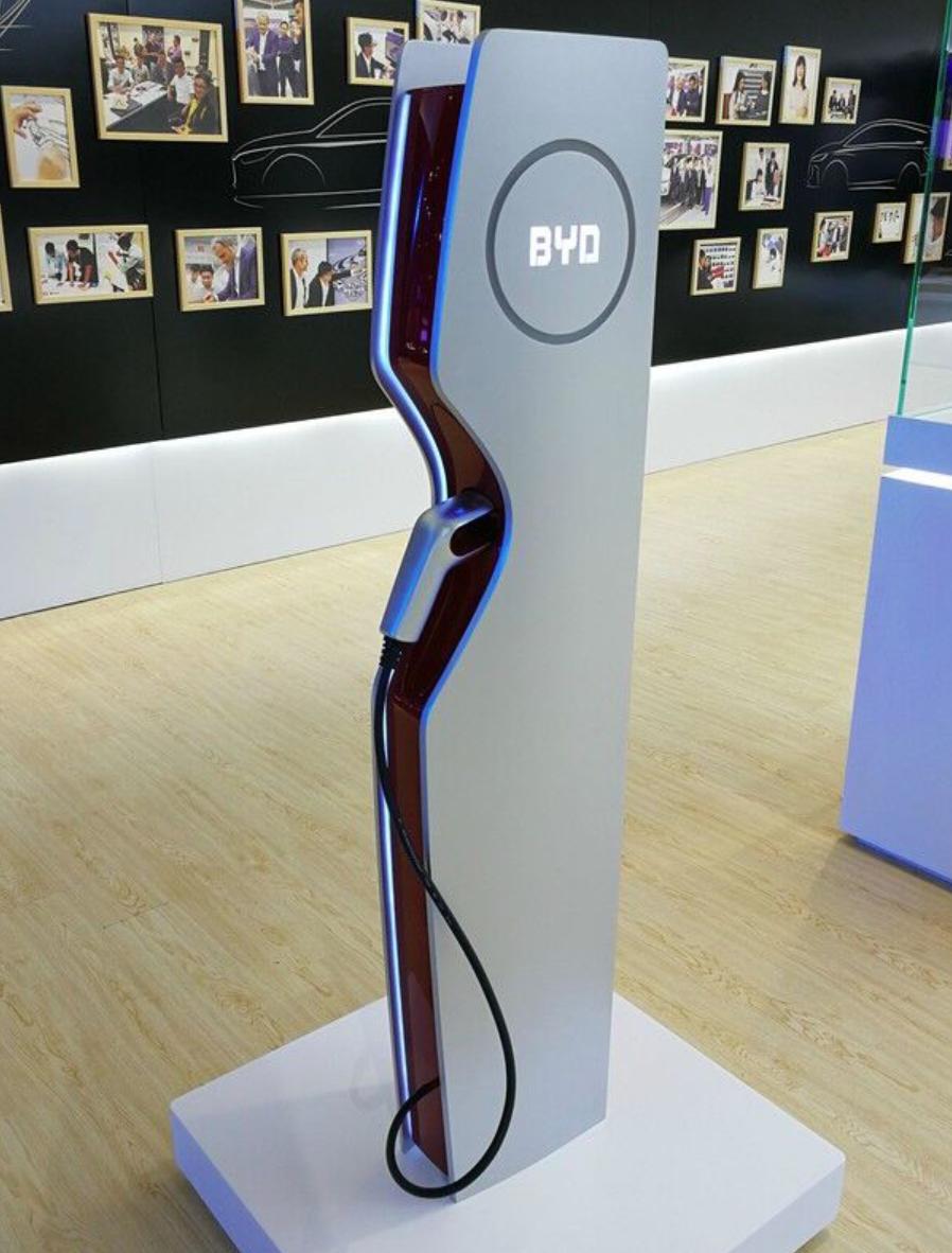 比亚迪在国外卖得最火的车,比亚迪在国外的火爆程度