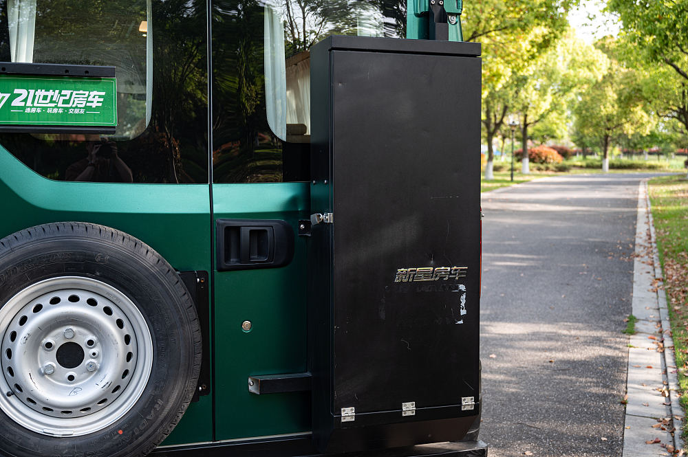 短小精干的b型房车,短小精悍的房车