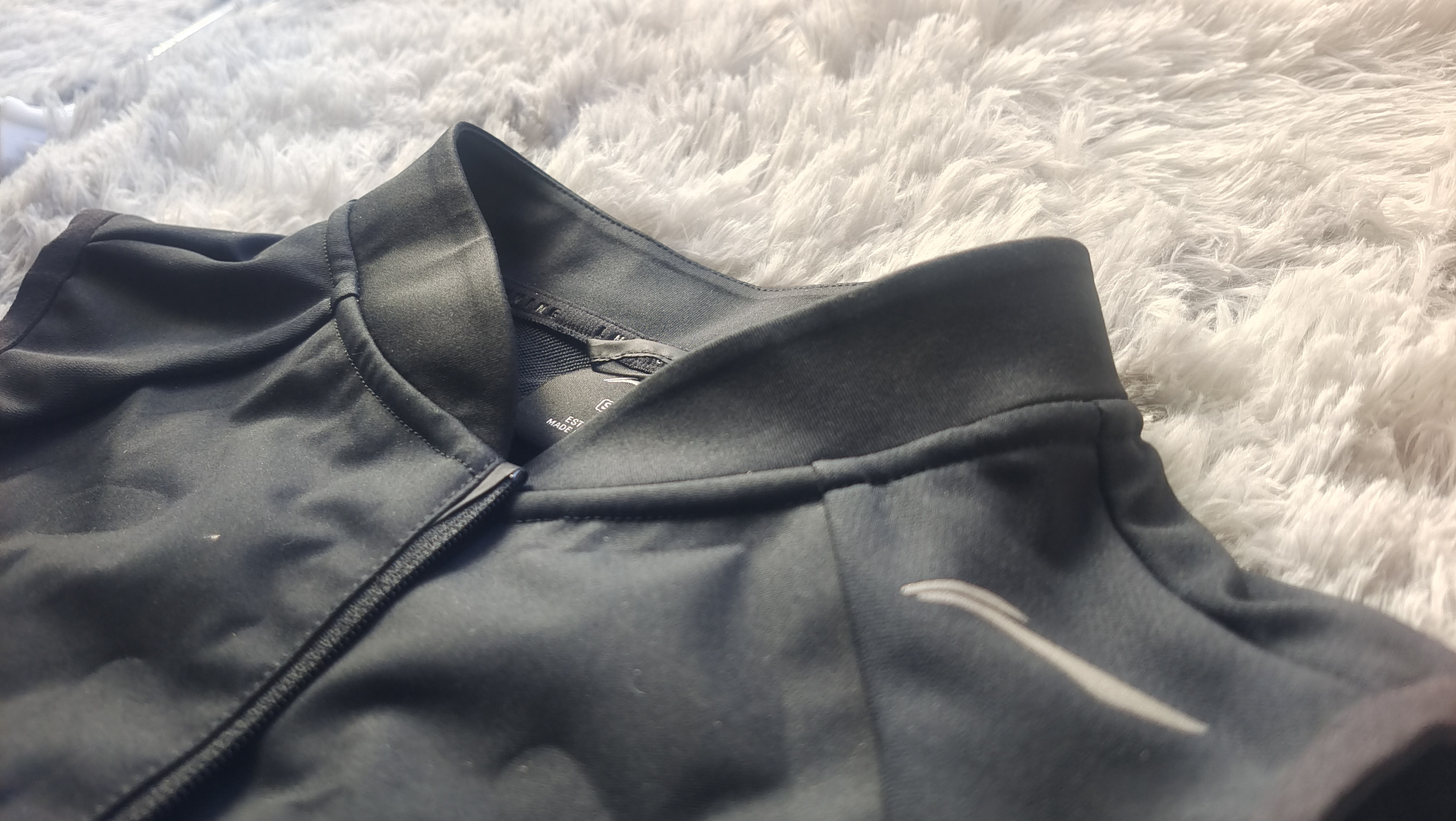 秋冬运动健身服加绒,秋冬运动健身服装防静电