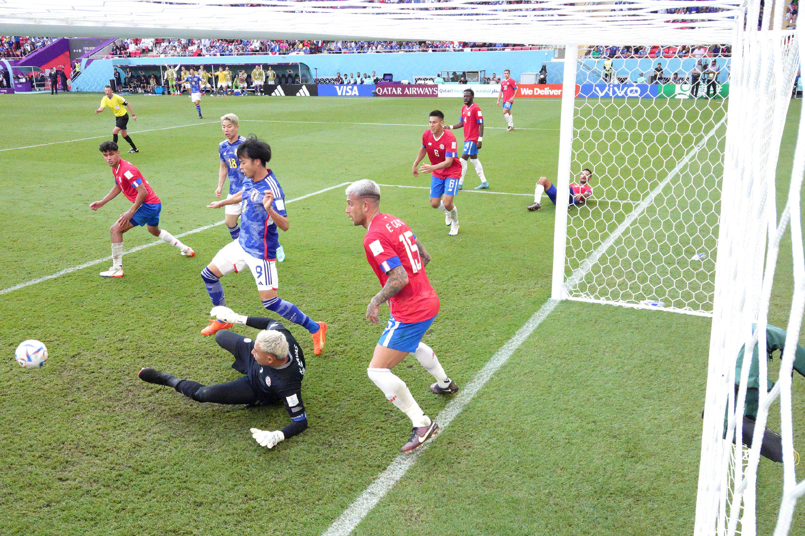 从强势开局到全面崩盘，沙特伊朗出局，日韩谁能捍卫亚洲足球？