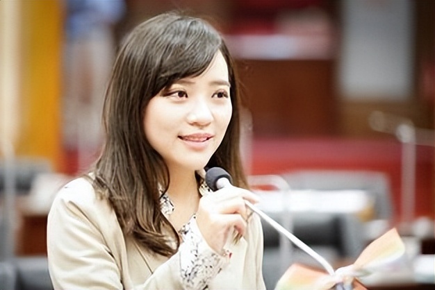 女“*独台**”分子黄捷：其家人在厦门赚钱，曾为“港独”众筹物资