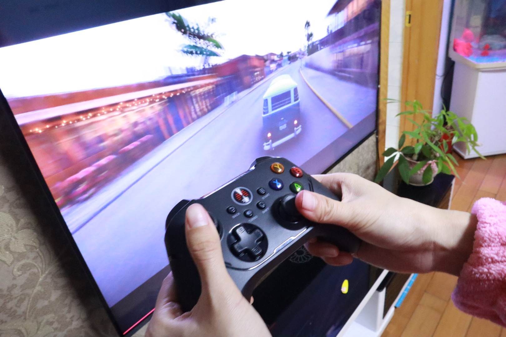 入门级体验感好的游戏手柄,如何让玩游戏变得更流畅