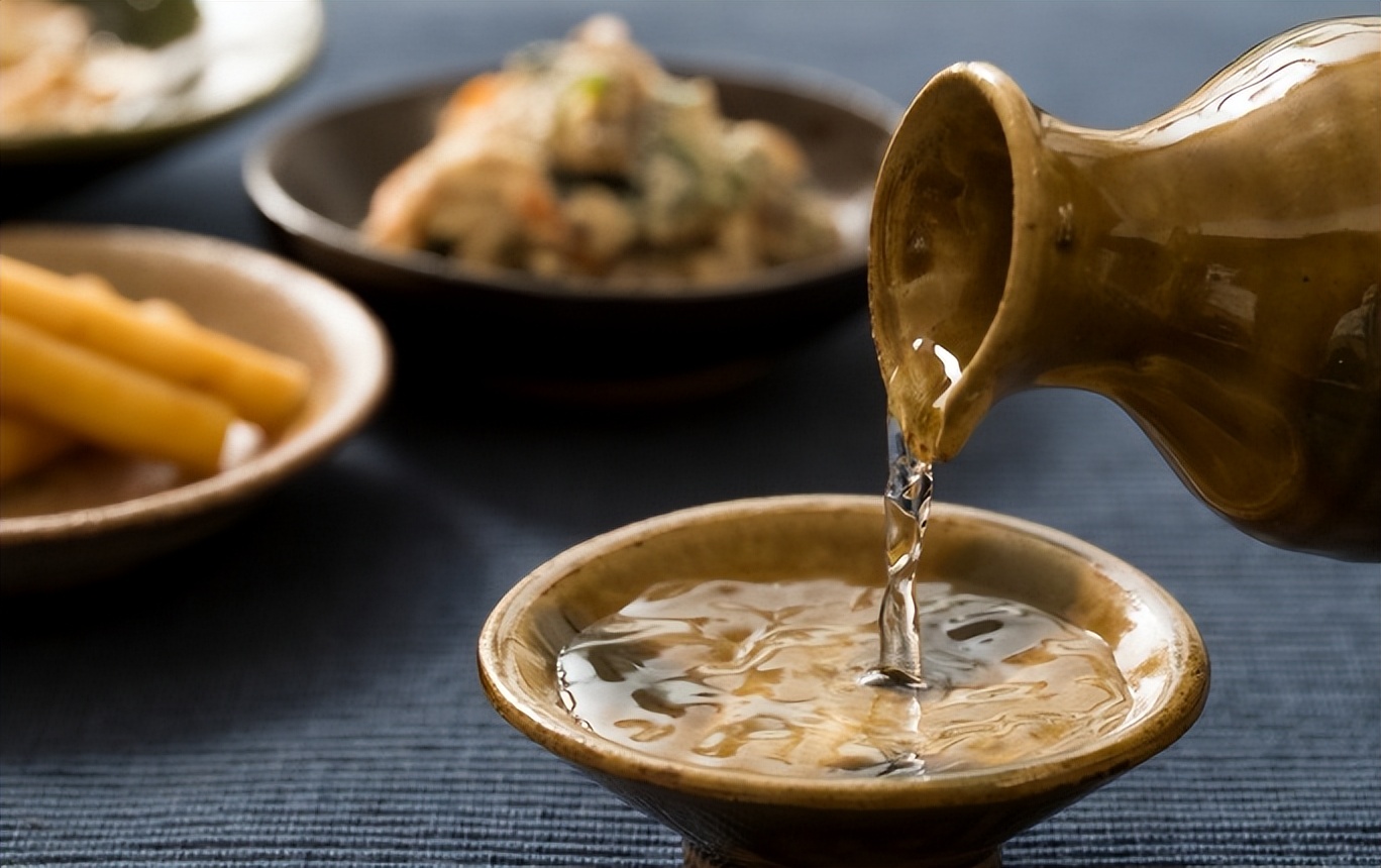 日本清酒是不是发源于山西汾酒,日本清酒的起源