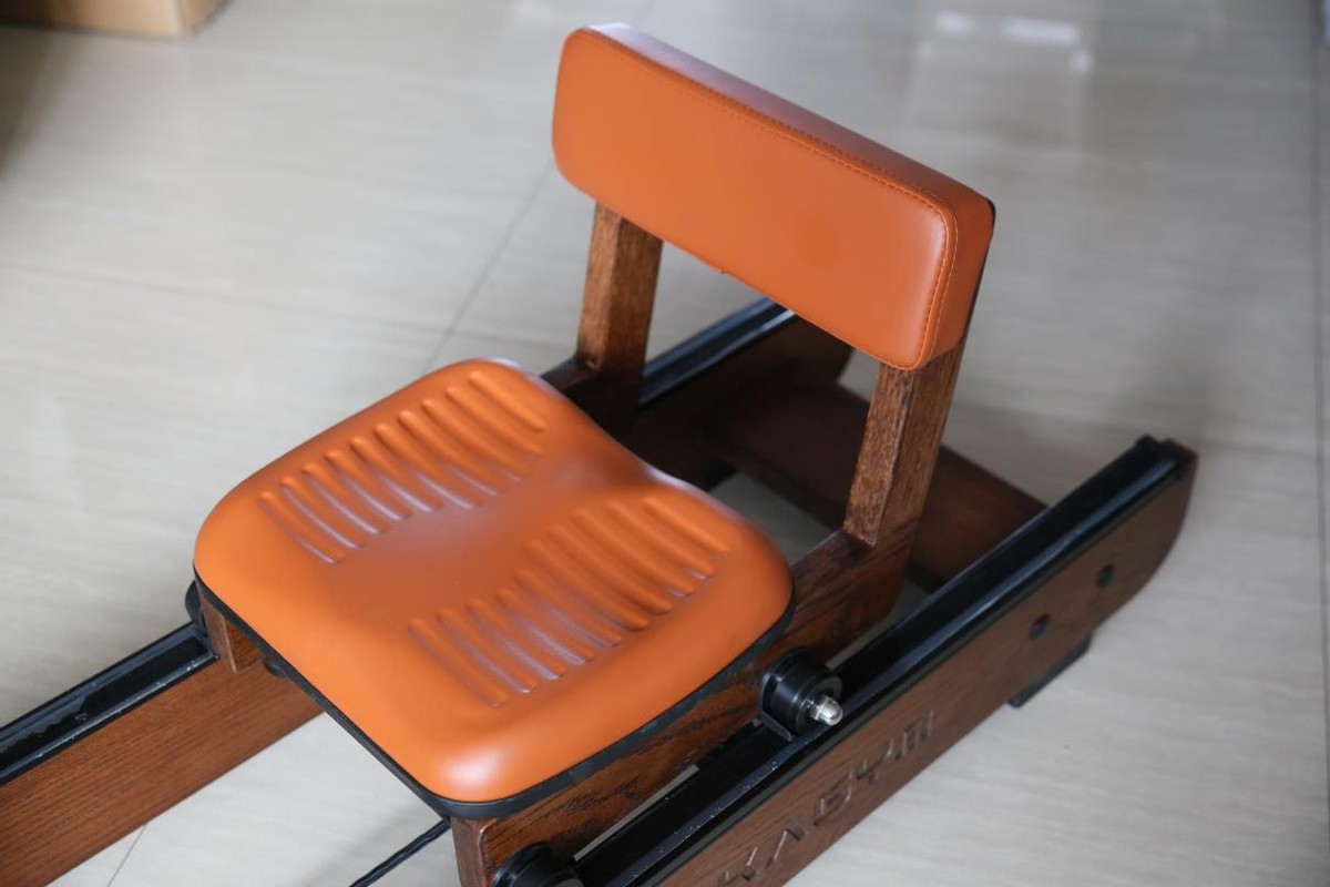 如何用划船机半年的时间减肥40斤,20分钟划船机减脂教程