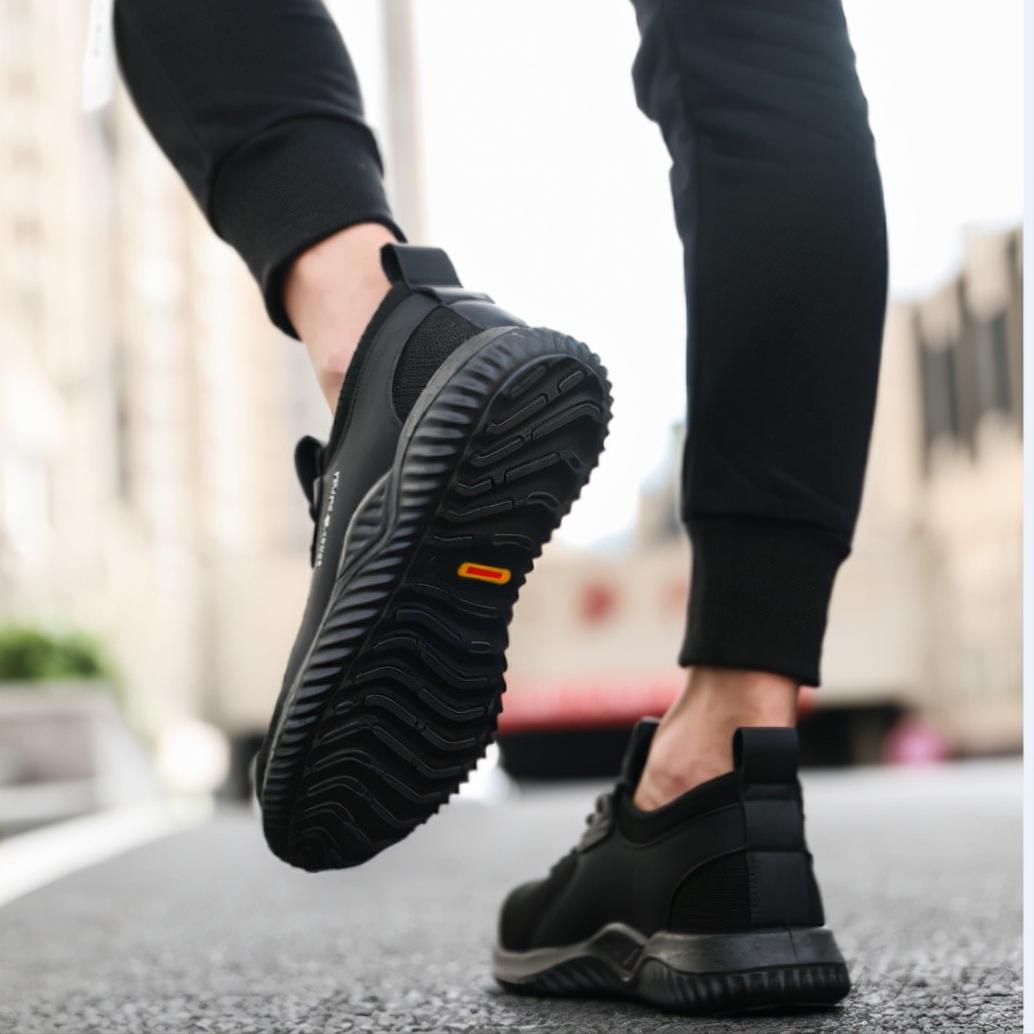 防砸防刺劳保鞋什么鞋底好,劳保鞋选哪种材质的鞋底比较好