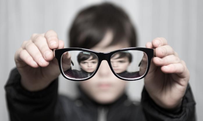 每日元宇宙｜韩国LG推出大模型，英国试验VR治疗儿童近视