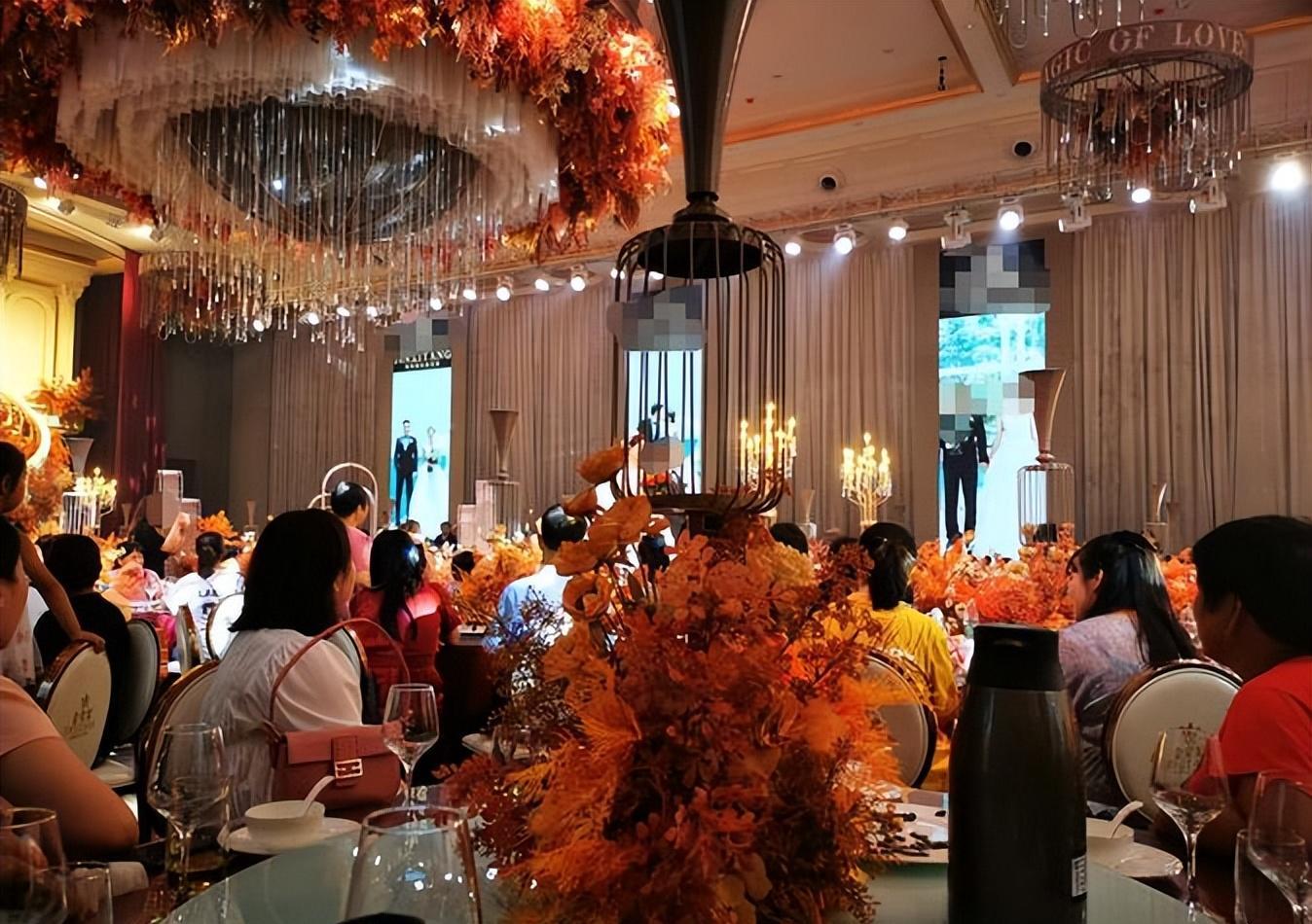 退休金被亲家盯上了？改口之后的真相让我感到心酸