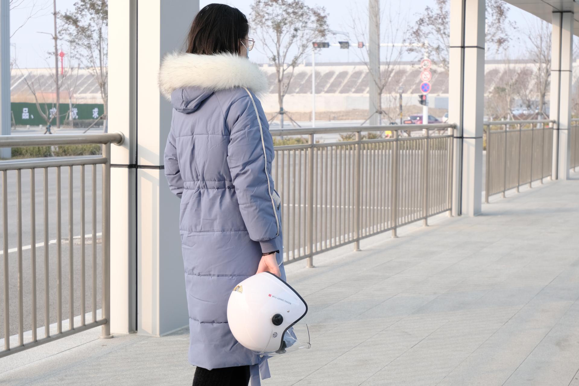 安全四季通用电动车头盔,电动车安全头盔四季通用抗摔可爱