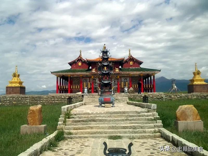 日落晚霞映照九曲十八弯,日落黄昏的九曲十八弯