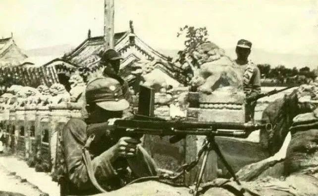 三个月打光国军精锐部队，70万国军难敌30万日寇，真相究竟为何？