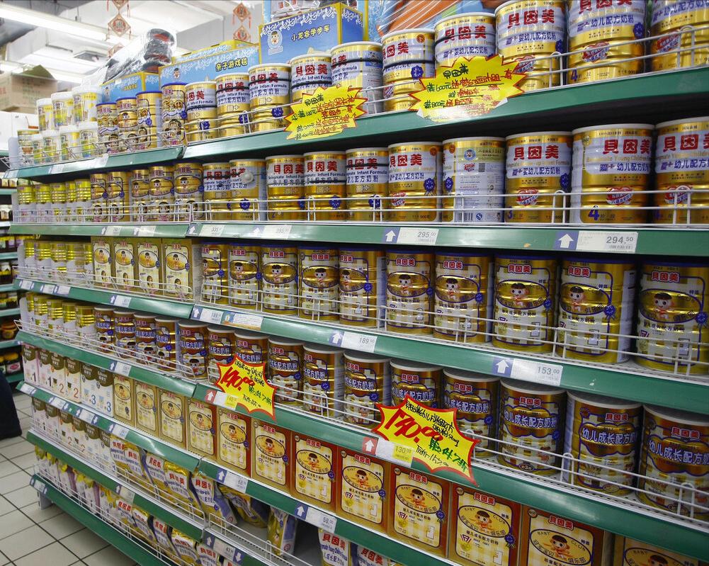 如何选择价格便宜好的奶粉,买奶粉选大牌