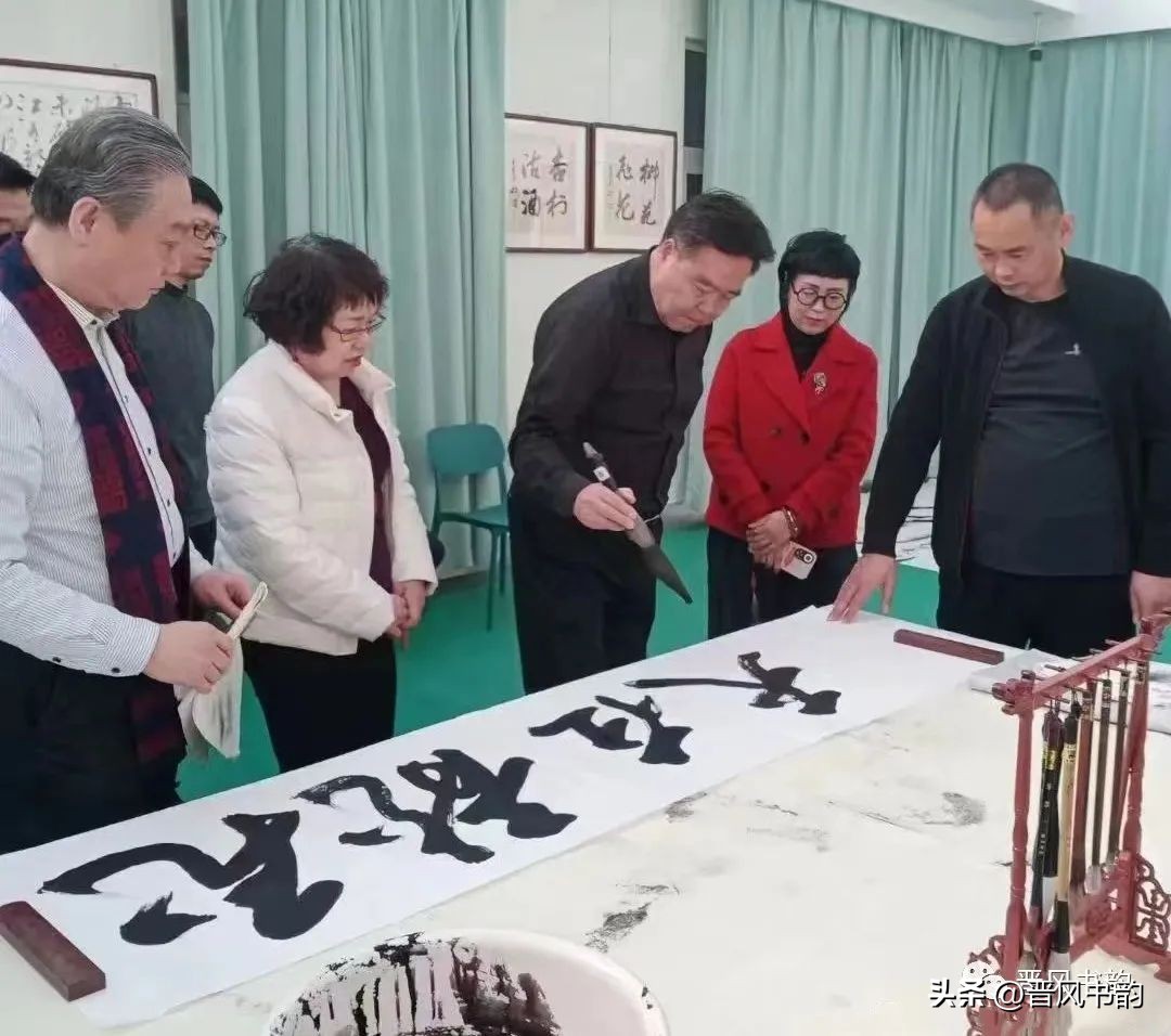 山西老年书画家协会主席郭健一行在博鳌乡村振兴论坛书画院调研