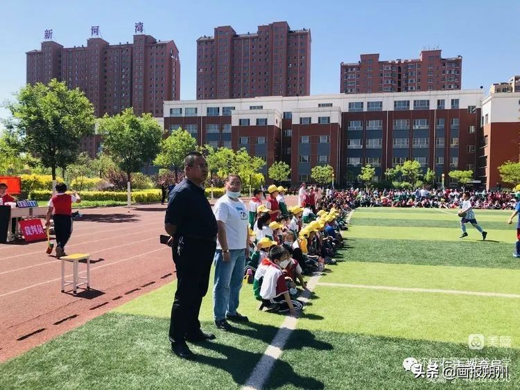 怀仁第二小学足球比赛,怀仁小学足球比赛