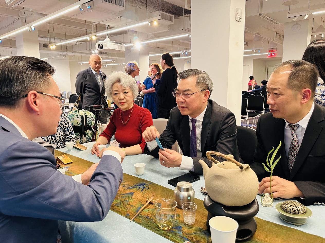 八马茶业受邀亮相联合国总部、驻美大使馆，开展中国非遗茶文化推广，获多国代表点赞