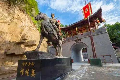 五台山十大青庙和十大黄庙,五台山佛教三门