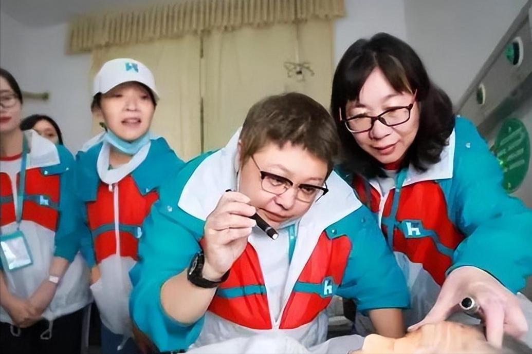 韩红慈善基金会举报后调查结果,韩红被举报捐款名单