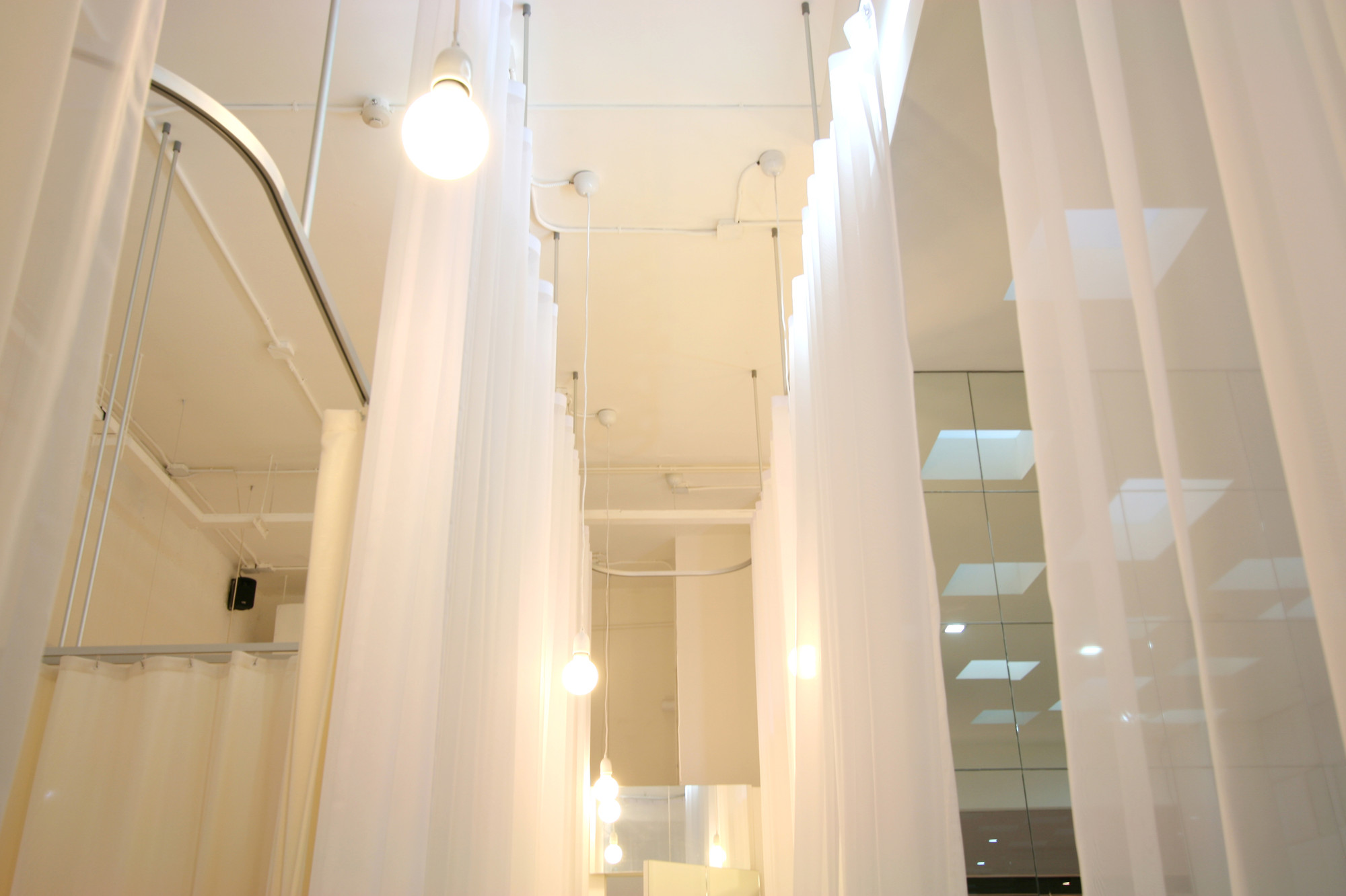 口腔诊所设计空间｜以白的简洁，描绘有质感的空间设计