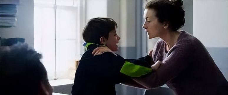 英国两个小男孩杀三岁的男孩事件,英国两个十岁男孩的杀人事件