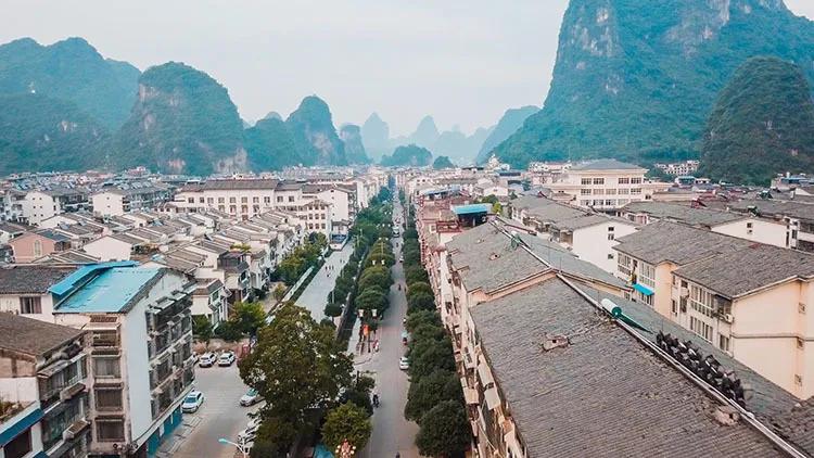 阳朔相公山玩完再去遇龙河一日游,相公山到遇龙河景区坐船怎么走的