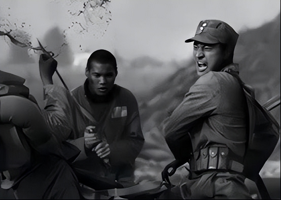 鬼子吓傻了！军中吕布如巨人闯入鬼子阵地，切瓜砍菜般灭了27人