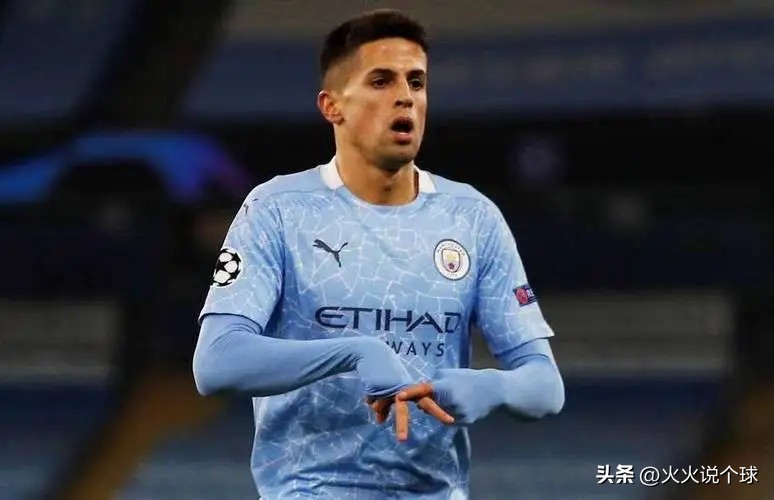 阿森纳队长顺位,阿森纳正谈判签下2名曼城球星