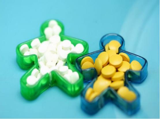 稳心颗粒和参松养心胶囊长期吃吗,常吃麝香保心丸用量