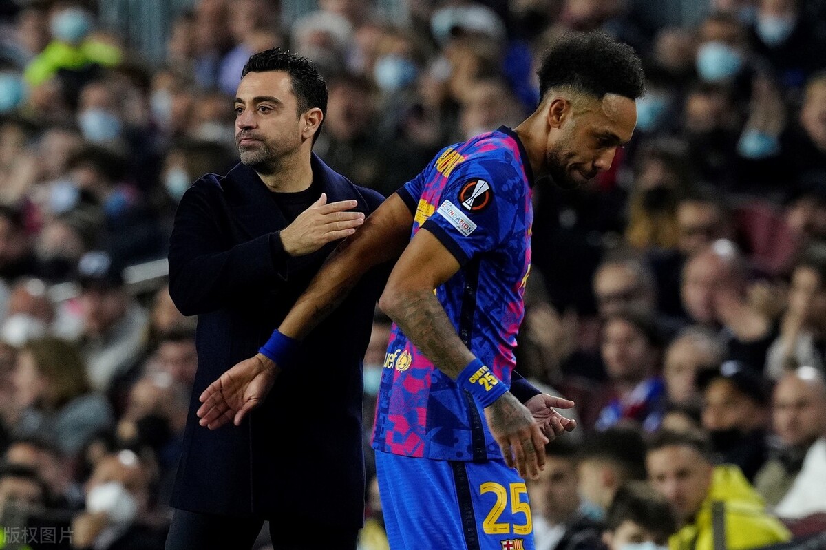 哈维改变巴萨战术,哈维十条队规