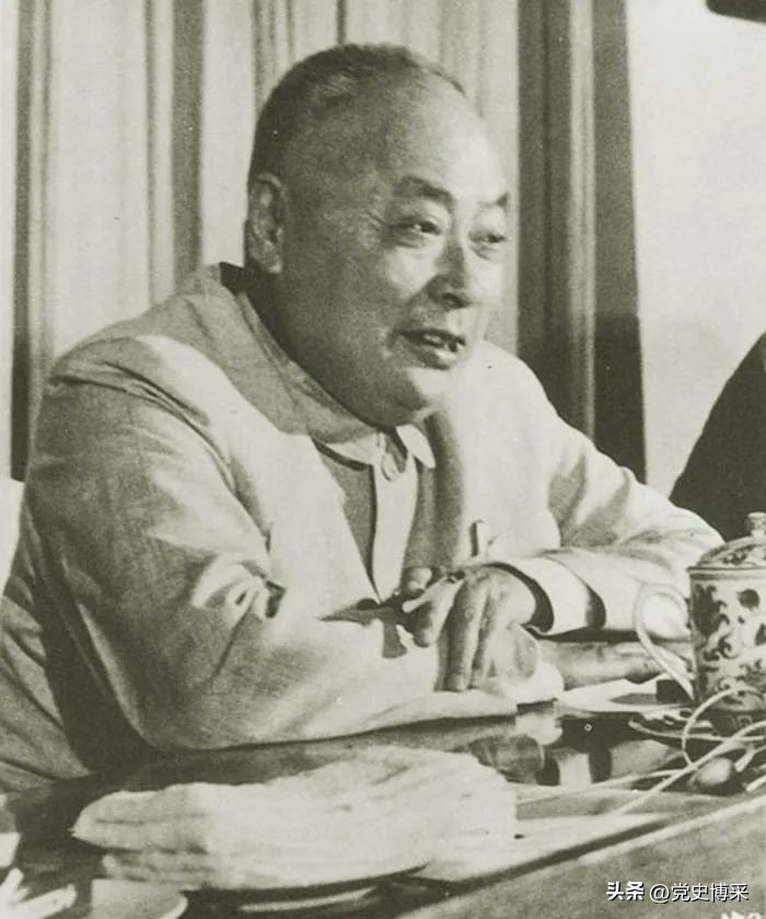 在争论核*器武**是否下马的关键时刻，陈毅元帅发出当裤子也要搞原*弹子**的豪言