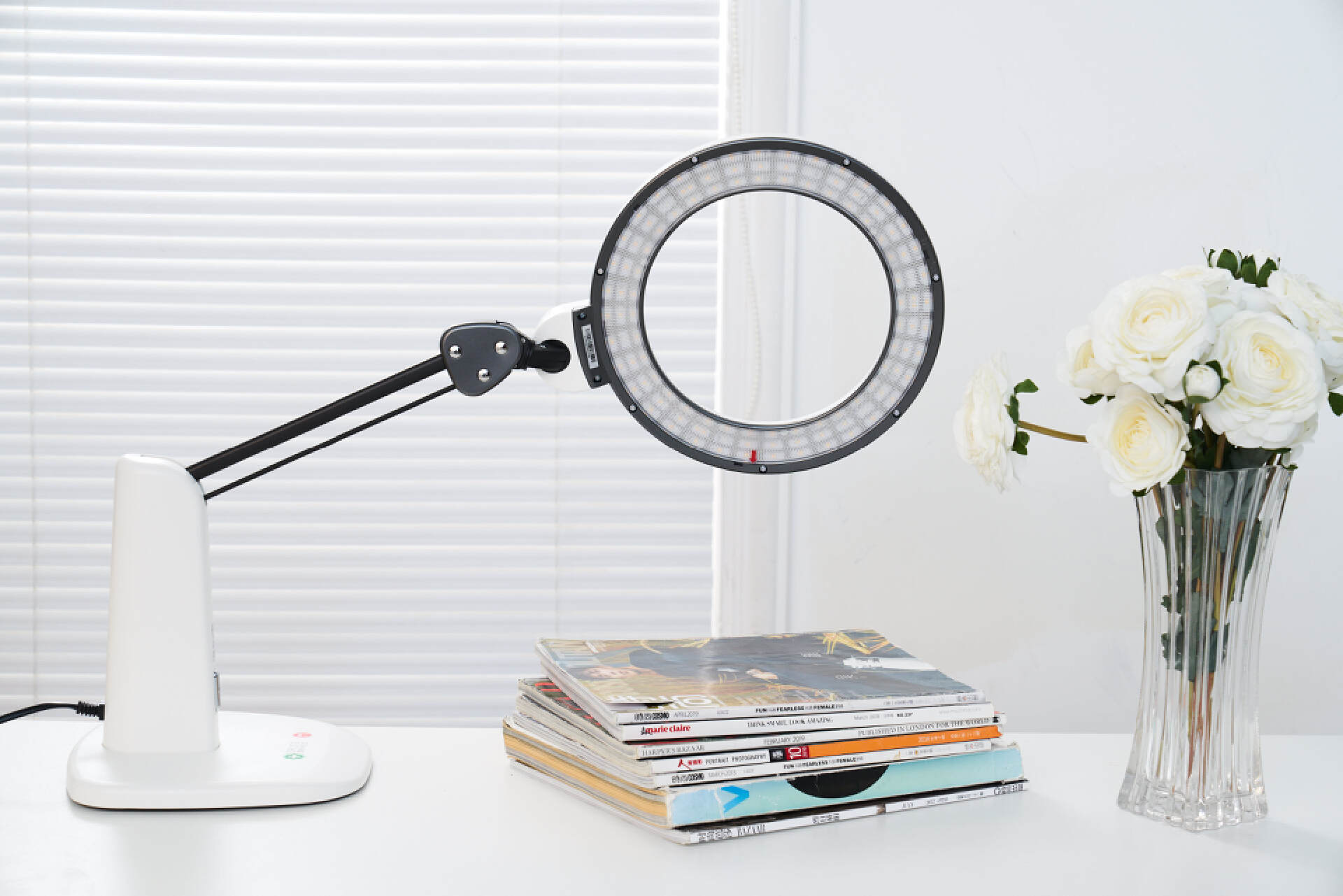 爱德华护眼灯真的有用吗,爱德华红光护眼灯对眼睛有伤害吗