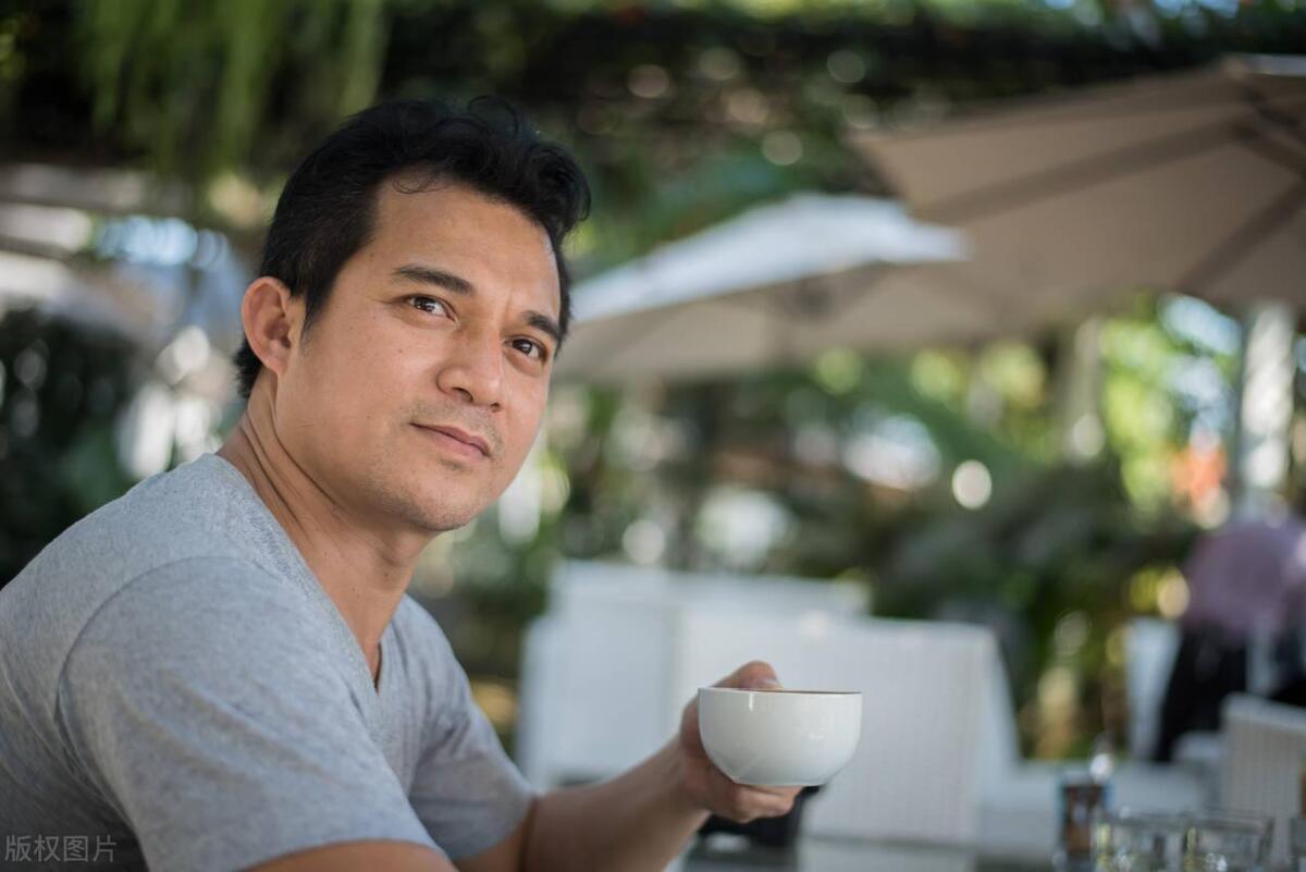 40岁才有30万存款怎么办,40岁要多少存款才安心