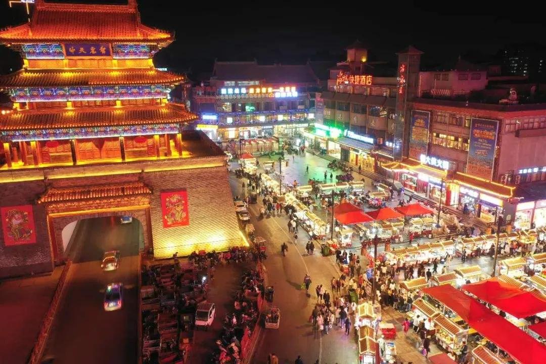 河南开封夜市的传说,开封鼓楼夜市和西司夜市