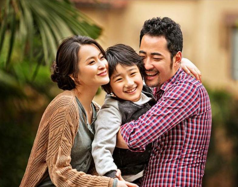 河莉秀变性前照片,44岁变性后的河莉秀