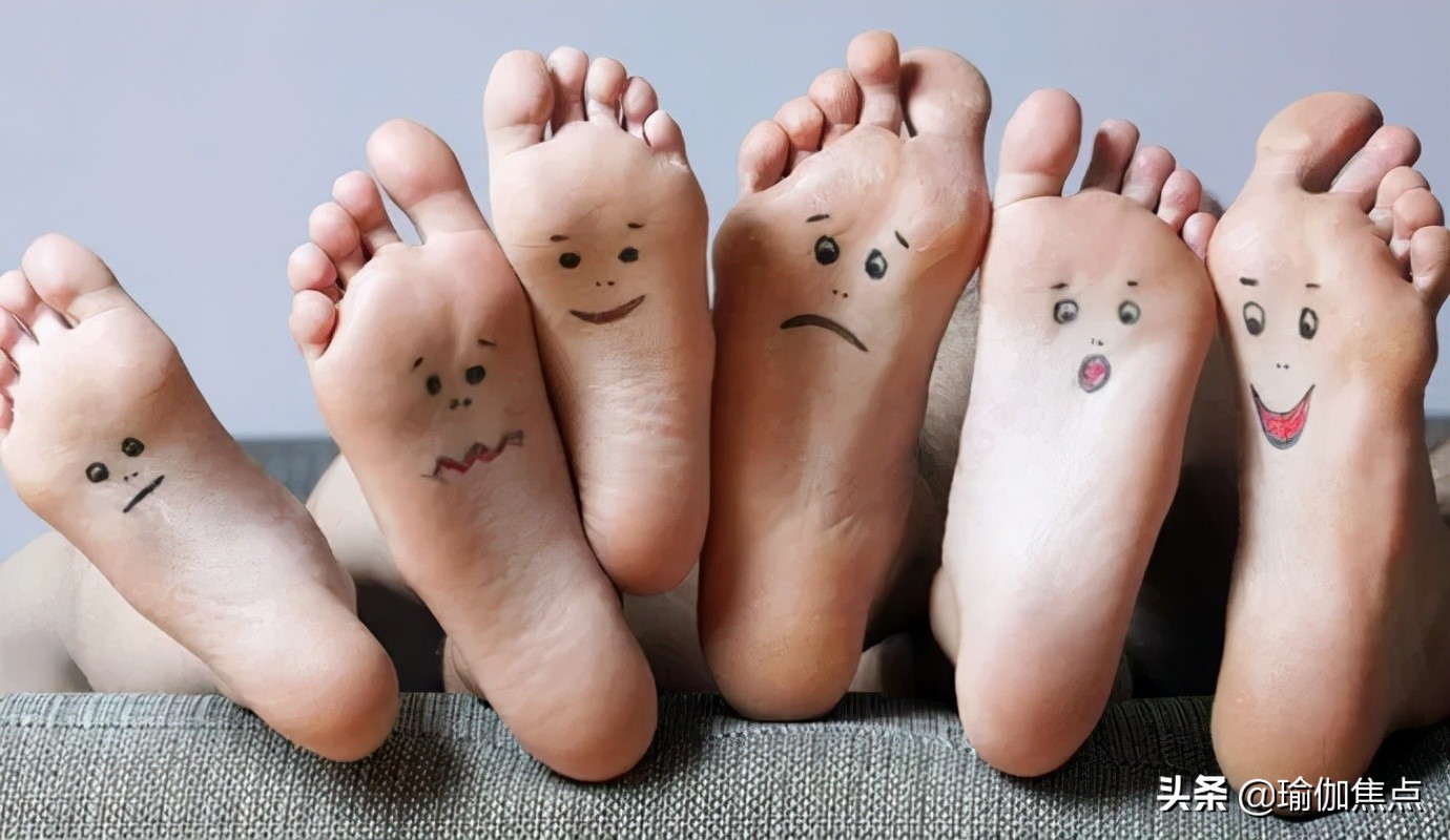 新手该怎么练习正脚背,脚背受限了最简单的练法怎么练