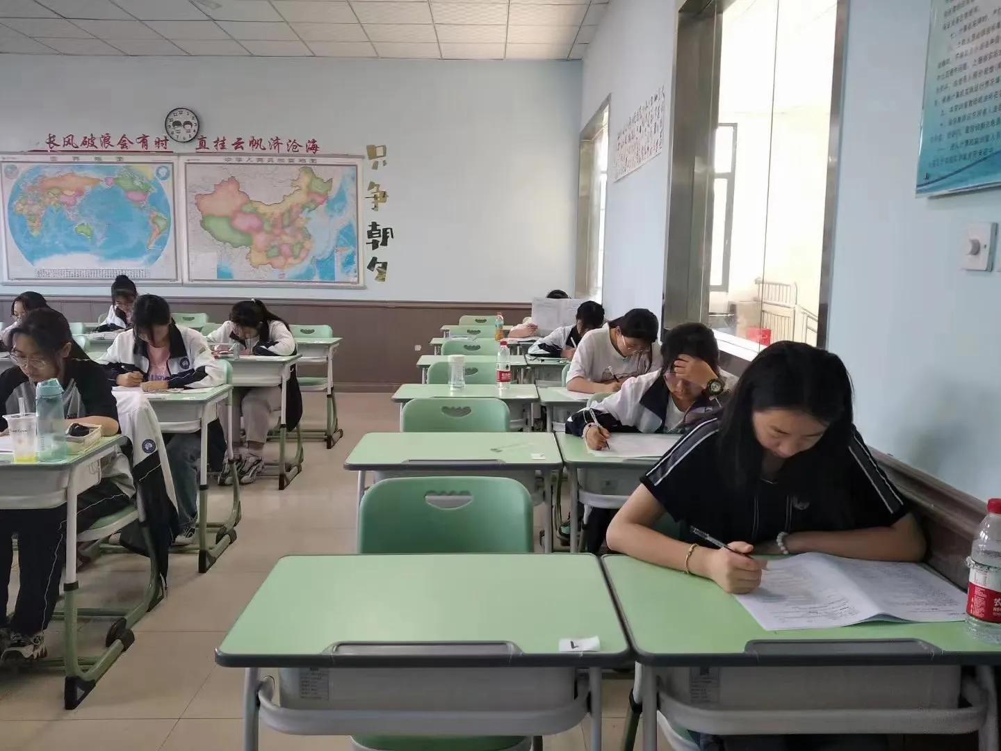 中考没上高中怎样择校,中考没考上高中怎么报学校