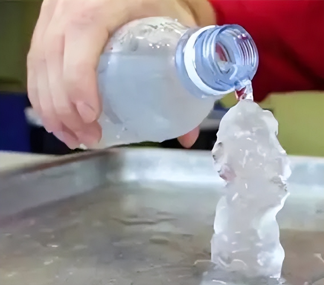 古人深井热水制冰的原理,2000年前古代热水造冰