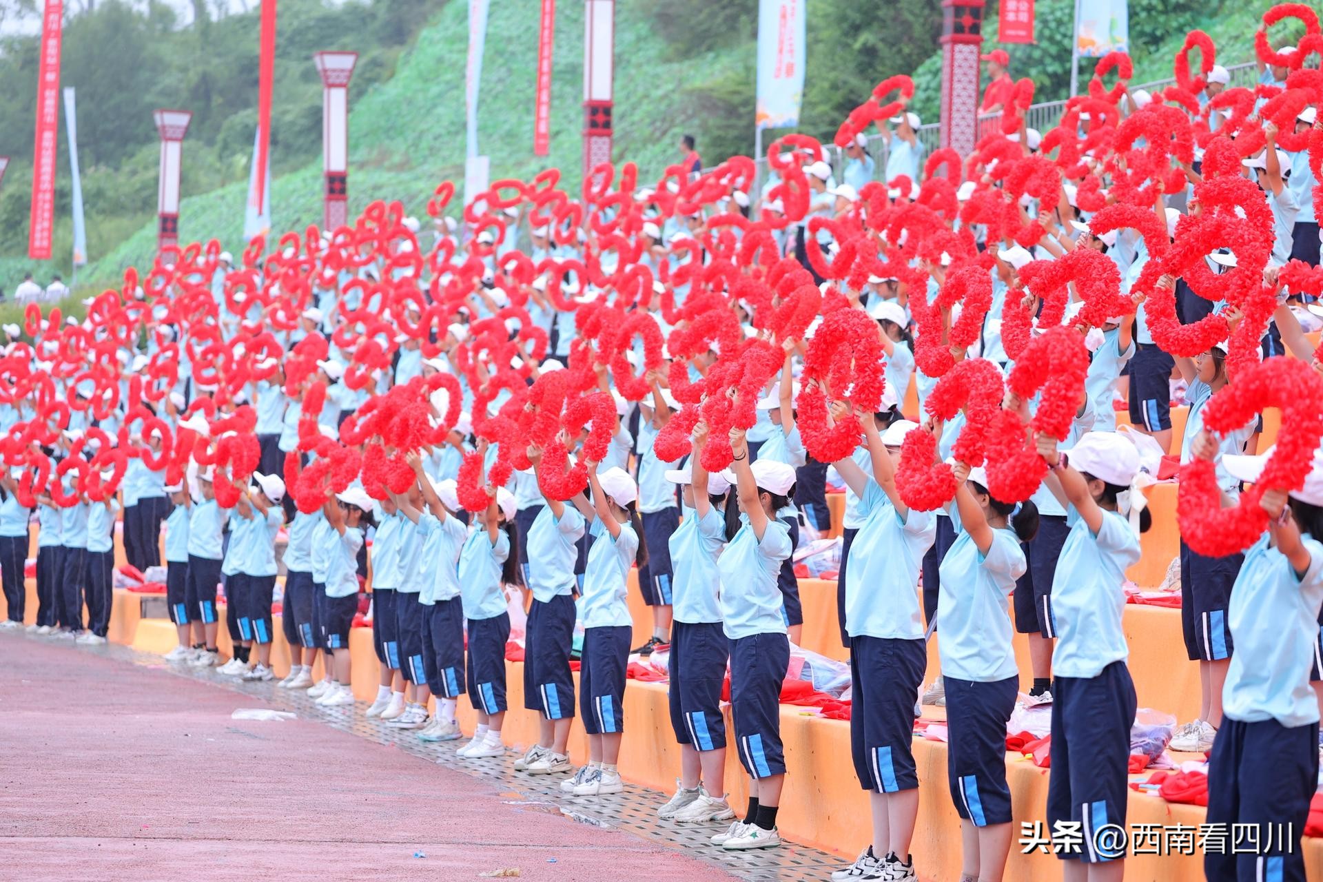 同舟共济比赛视频完整版,恩阳古镇龙舟公开赛