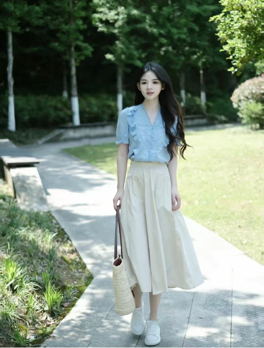 卡其色衣服怎样搭出高级感,卡其色短大衣的最佳搭配高级感