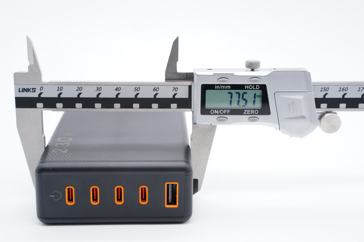 4C1A五个口，总功率达230W，华科生230W桌面充拆解