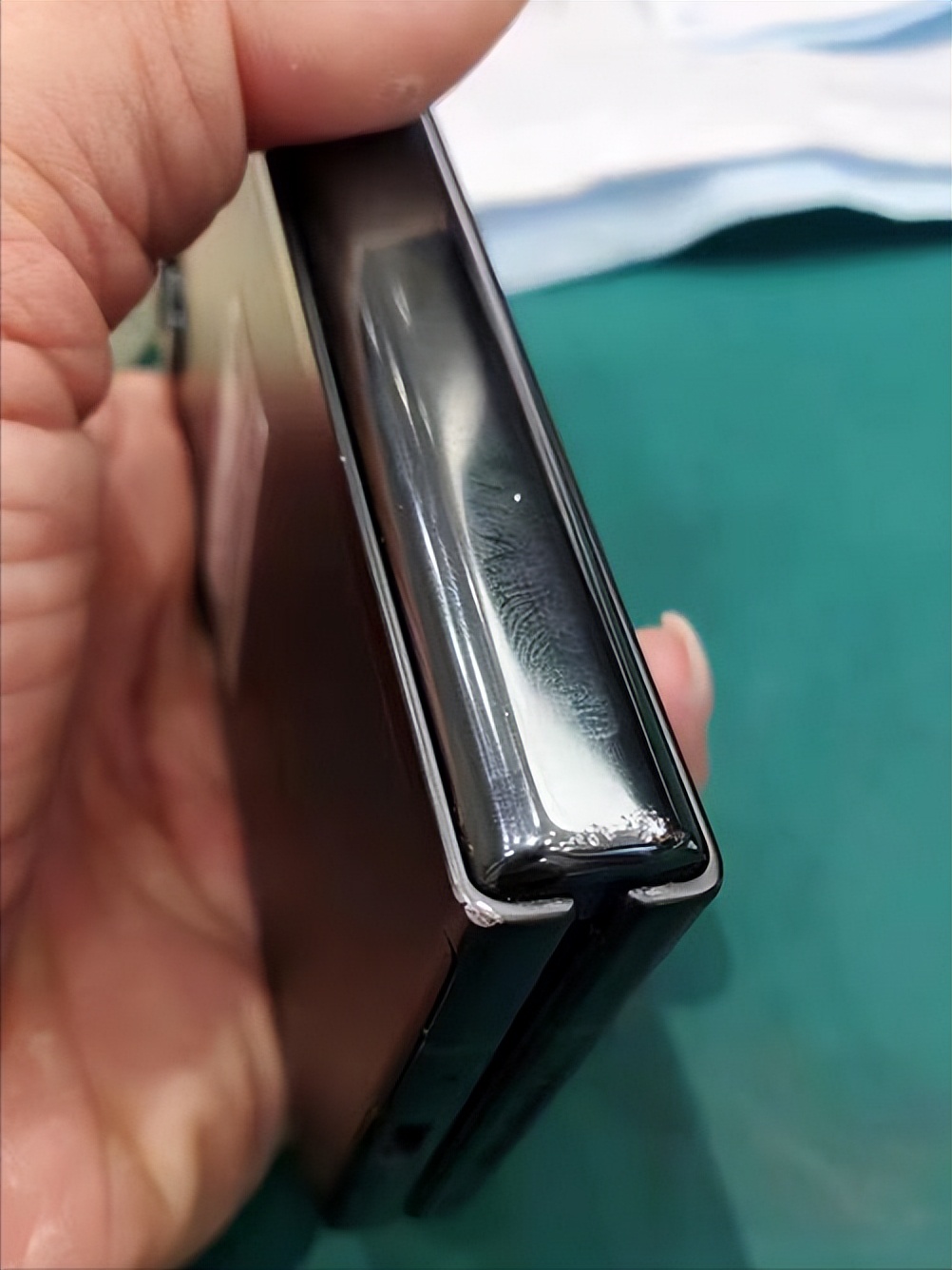 手机非自然损坏能免费修理吗,如果手机坏了要不要花冤枉钱去修