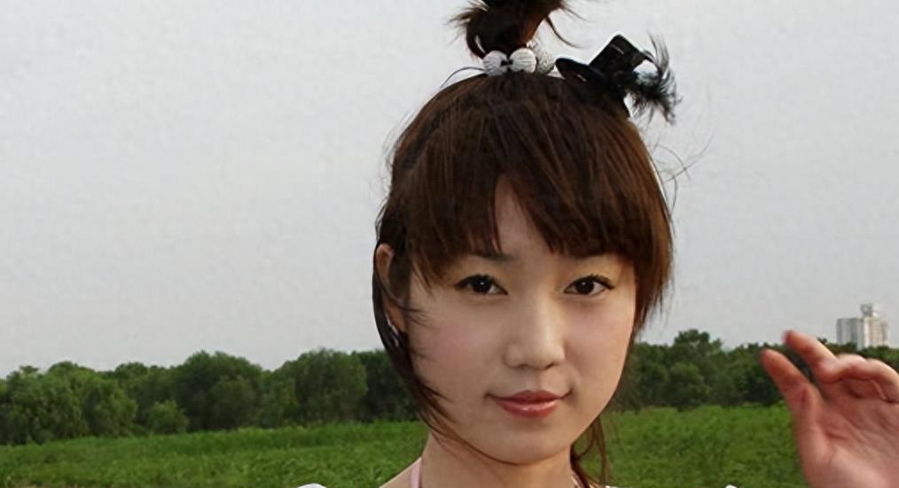 “最红裸模”*筱雨张**：22岁时拍写真火爆全网，如今将近40岁仍单身