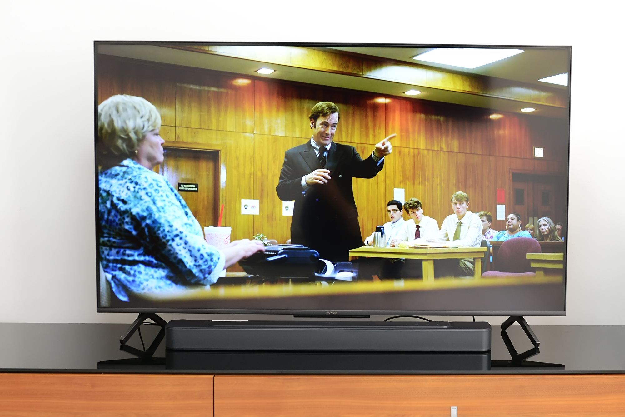 绕开所有坑:“*法大**威武”!但用脚投票,回音壁我选了JBL