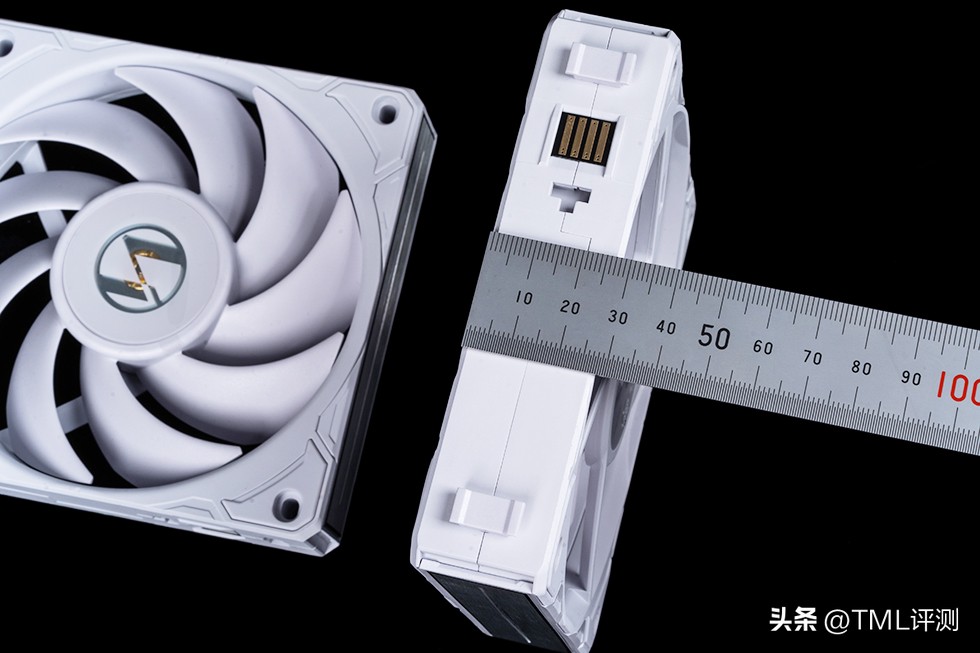 鑱斿姏鏂版P28鎬ц兘椋庢墖,鑱斿姏p28椋庢墖璇勬祴